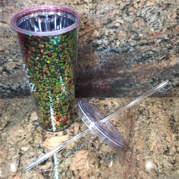 HALLMARK🎄Holiday, 24 fl oz Tumbler w/Straw, NWT - Picture 3 of 9